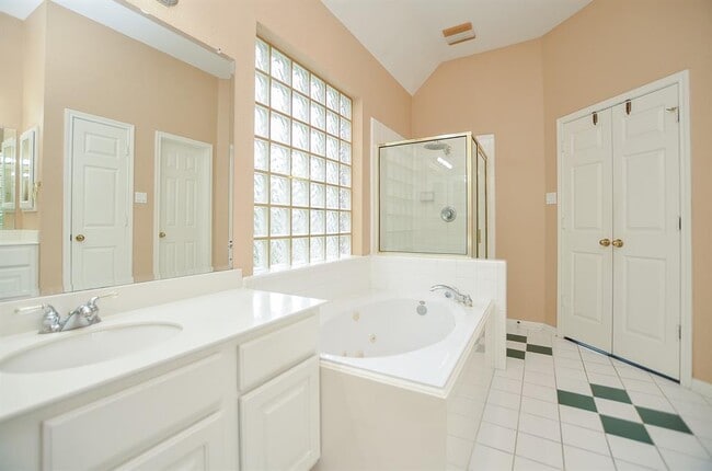 Building Photo - 1814 Maidenhair Ln