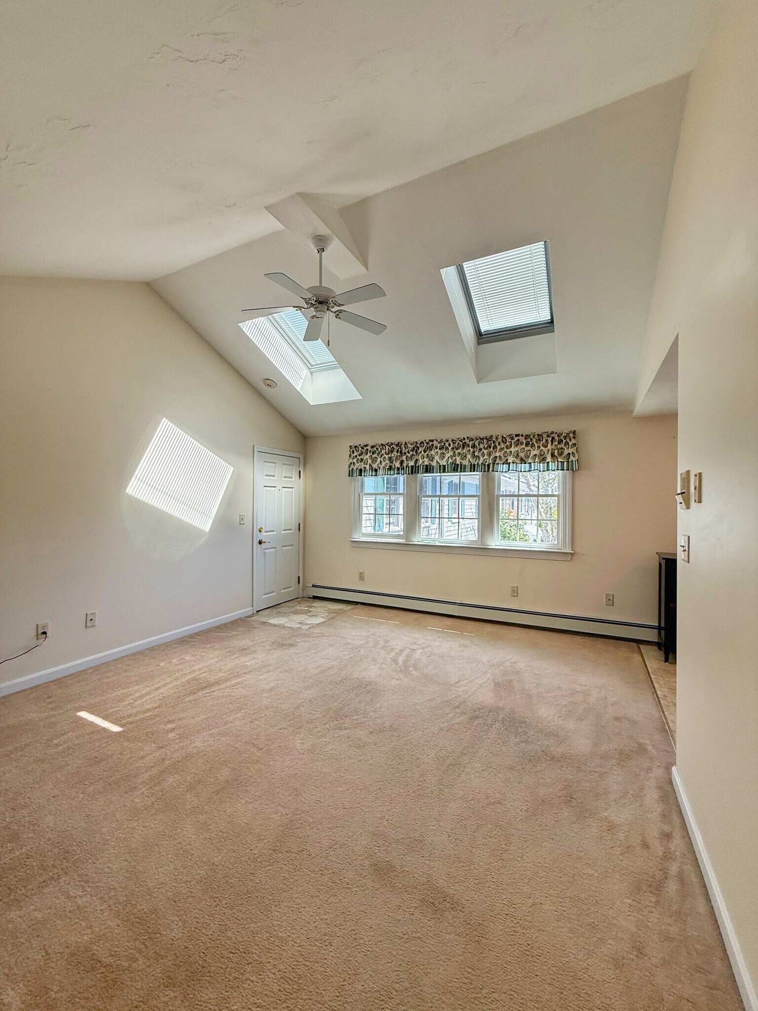 Living Room - 78 Center St