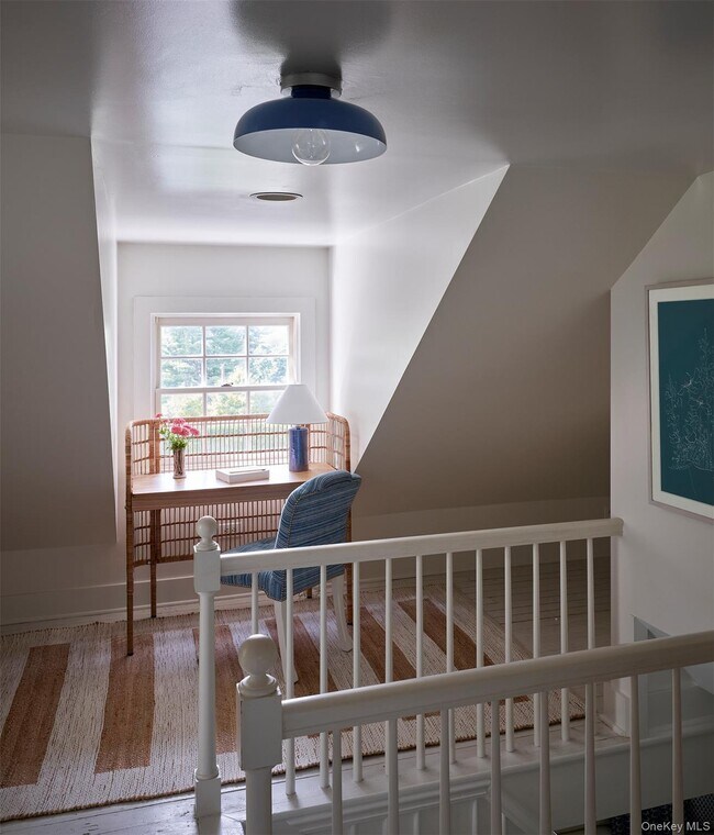 Building Photo - 11 Sutton Rd