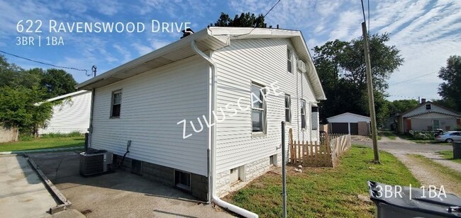 Building Photo - 622 Ravenswood Dr