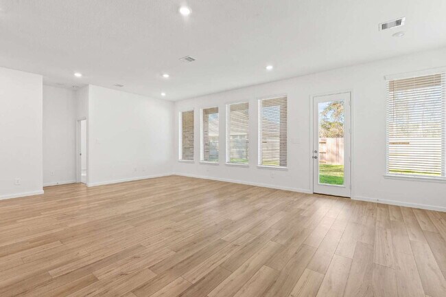 Building Photo - 18211 Saffron Sun St