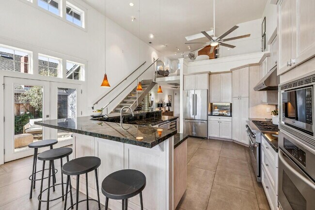 Building Photo - Eastside Sonoma | Vineyard & Hill Views