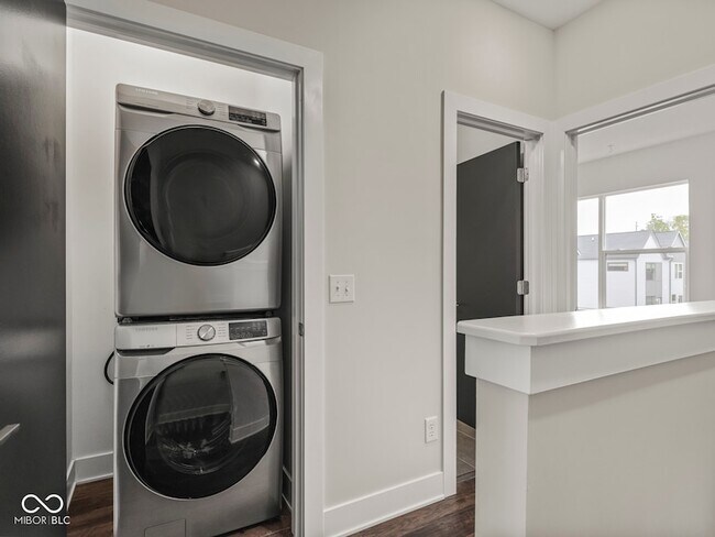 Building Photo - 1533 Tannery Way