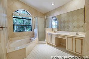 Building Photo - 6310 NW 58th Way