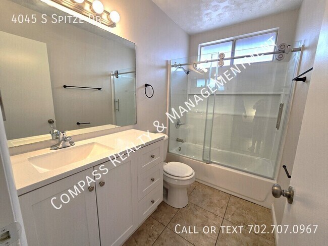 Building Photo - 4045 S Spitze Dr