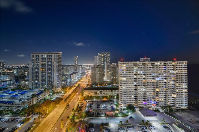 Building Photo - 1980 S Ocean Dr