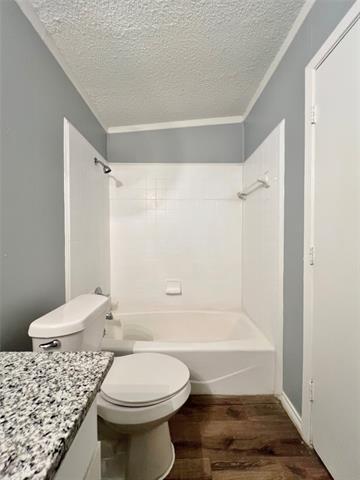 Building Photo - 5652 Conlin Dr