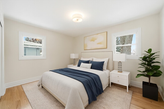 Building Photo - 15409 S Union Pl