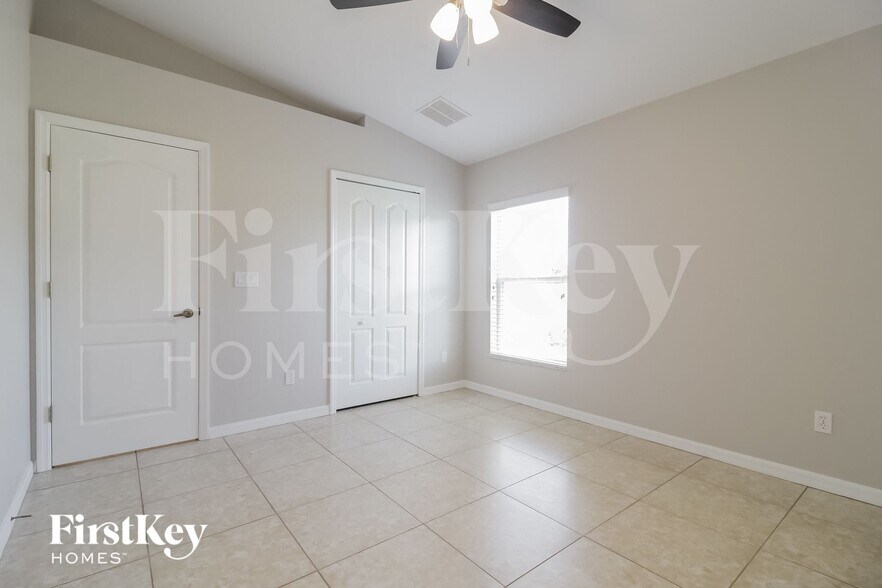 Building Photo - 1319 Macon Dr