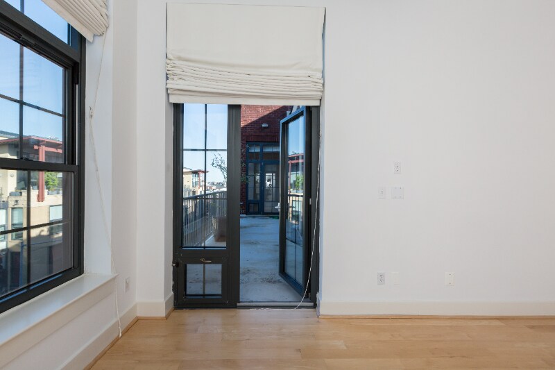 Building Photo - 2328 Champlain St NW