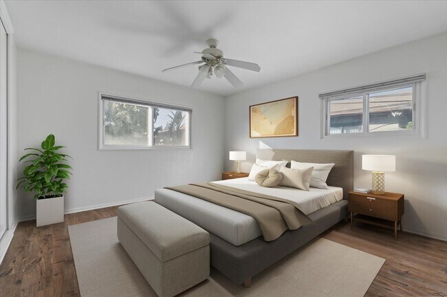 Building Photo - 336 W Hillcrest Blvd