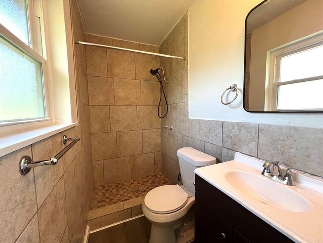 Building Photo - 2503 Biggs Dr