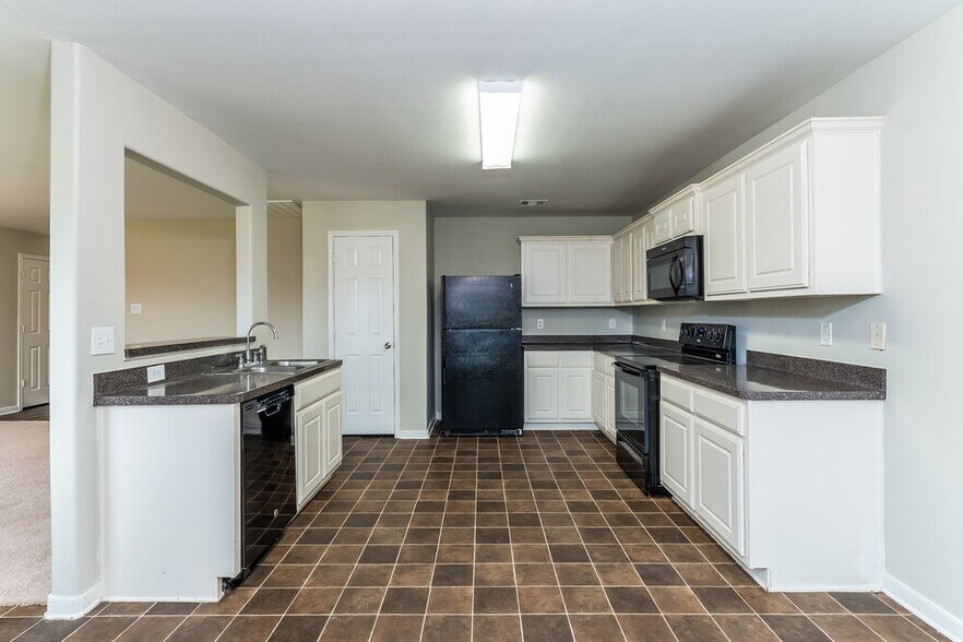 Building Photo - 4419 Thistle Pond Ct