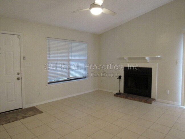 Building Photo - 3328 Pine Forest Rd