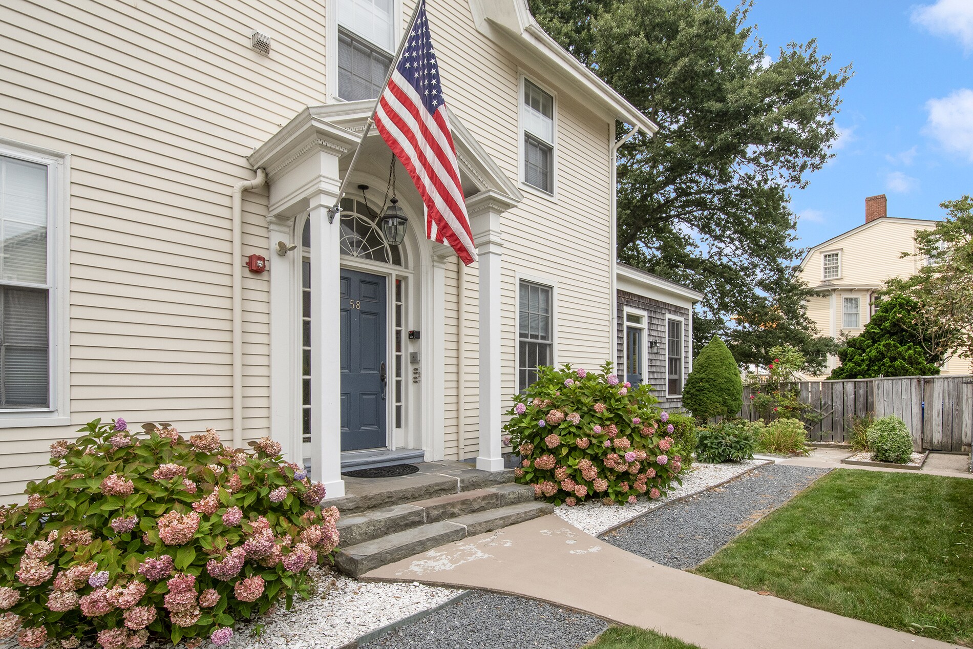 Building Photo - 58 Washington St