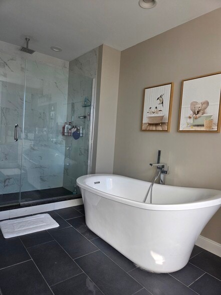 Building Photo - 108 N Washington Ave