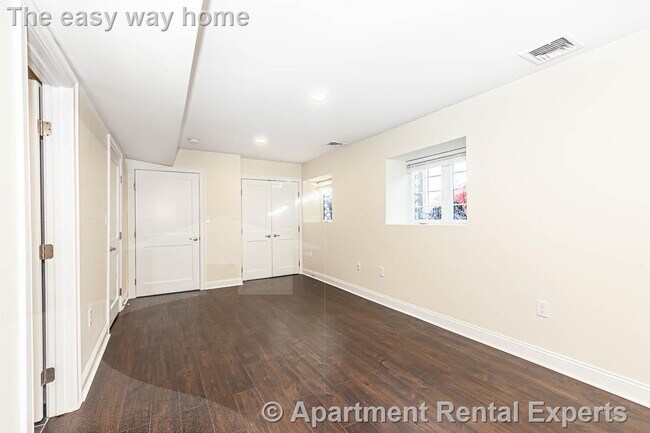 Building Photo - 48 Caldwell Rd