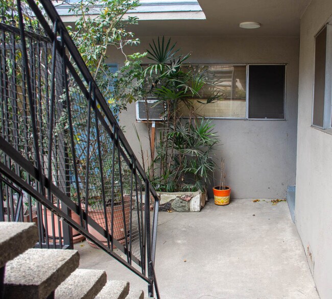 Building Photo - 10300 National Blvd