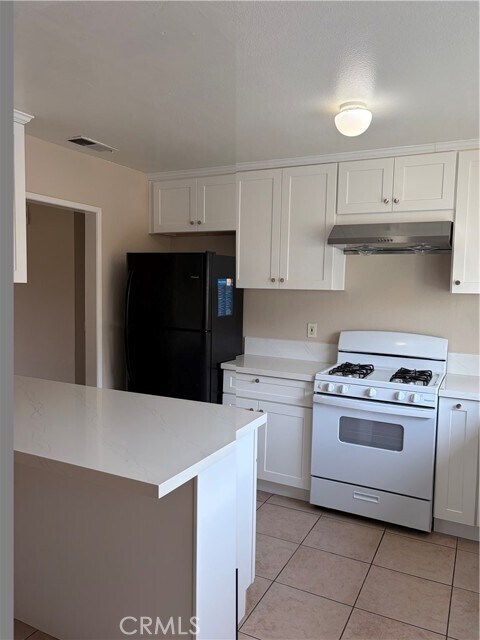 Building Photo - 13169 Hedda Dr