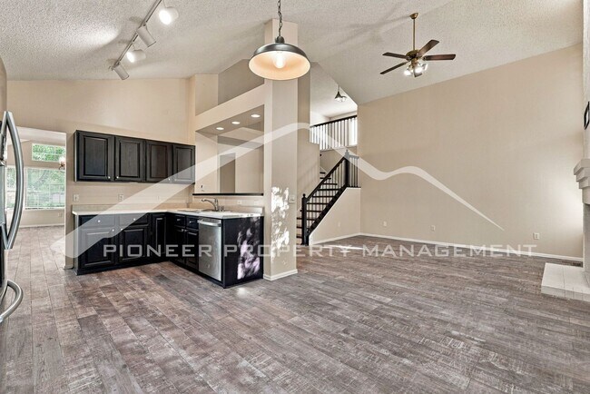 Building Photo - 9603 Laredo St