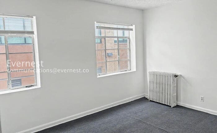 Building Photo - 135 Mathews St