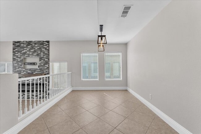 Building Photo - 7237 Buglehorn St