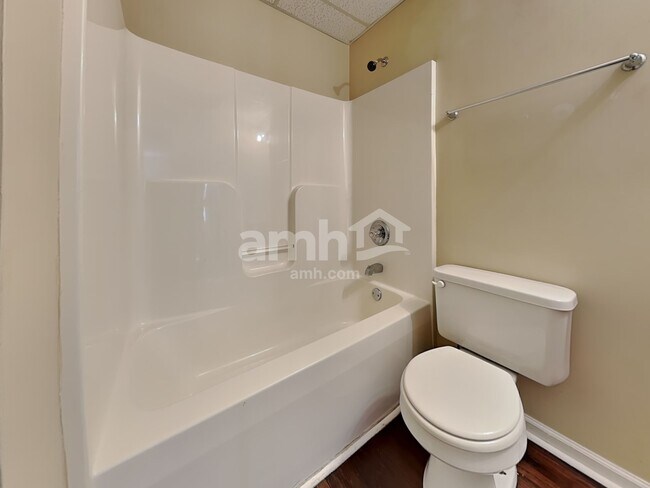 Building Photo - 15 Jeremiah Way