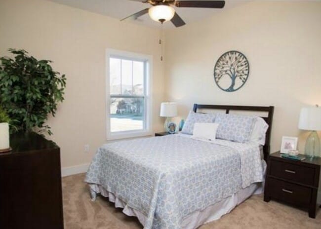 Building Photo - Weaverville