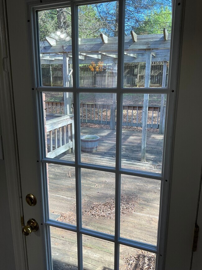 Building Photo - 9033 English Saddle Ln