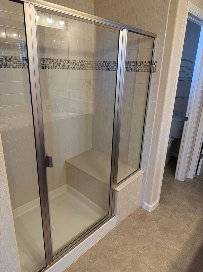 Building Photo - Updated 2 bedroom in West Arvada - Boyd Ponds