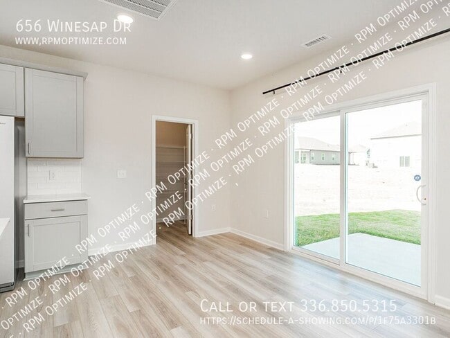 Building Photo - 656 Winesap Dr