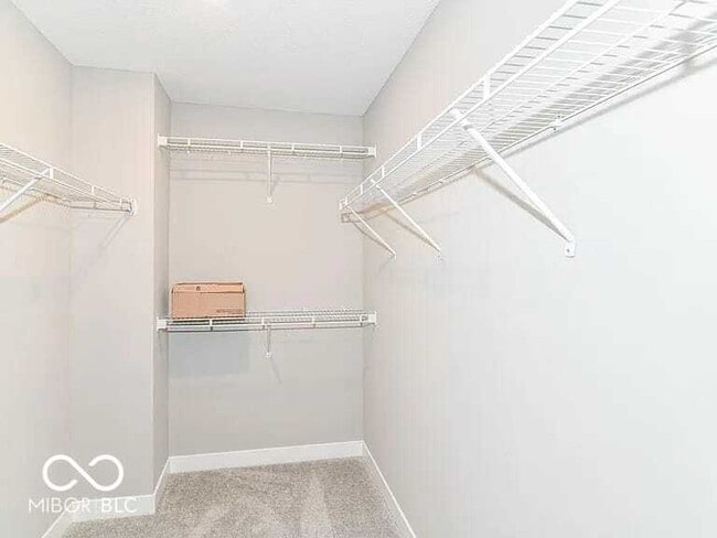 Building Photo - 6886 Sunstone Pl