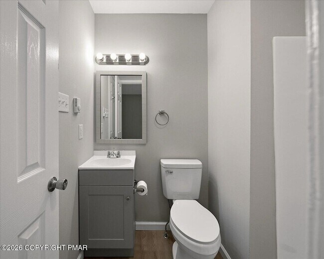 Building Photo - 5617 Pembrook Dr