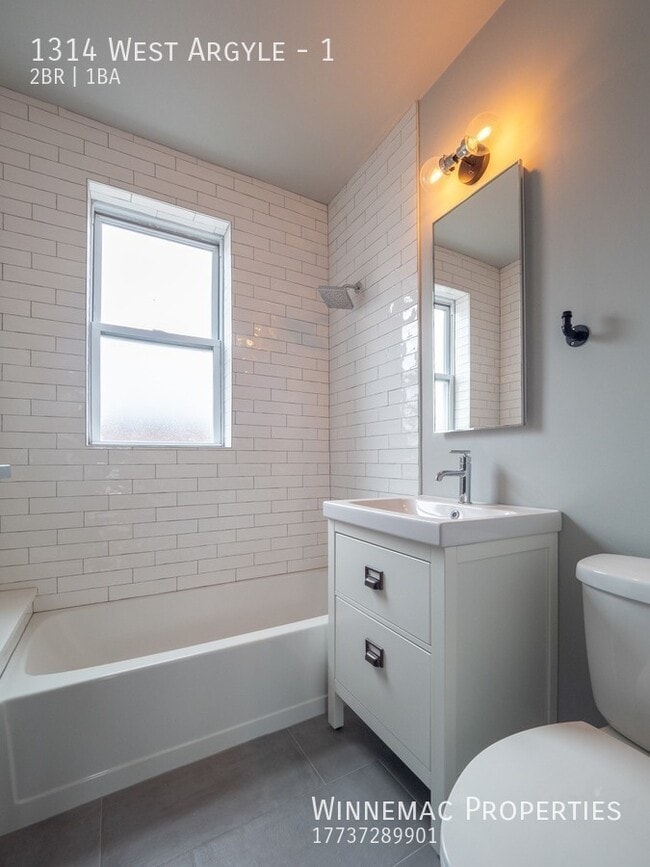 Building Photo - 1314 West Argyle-1