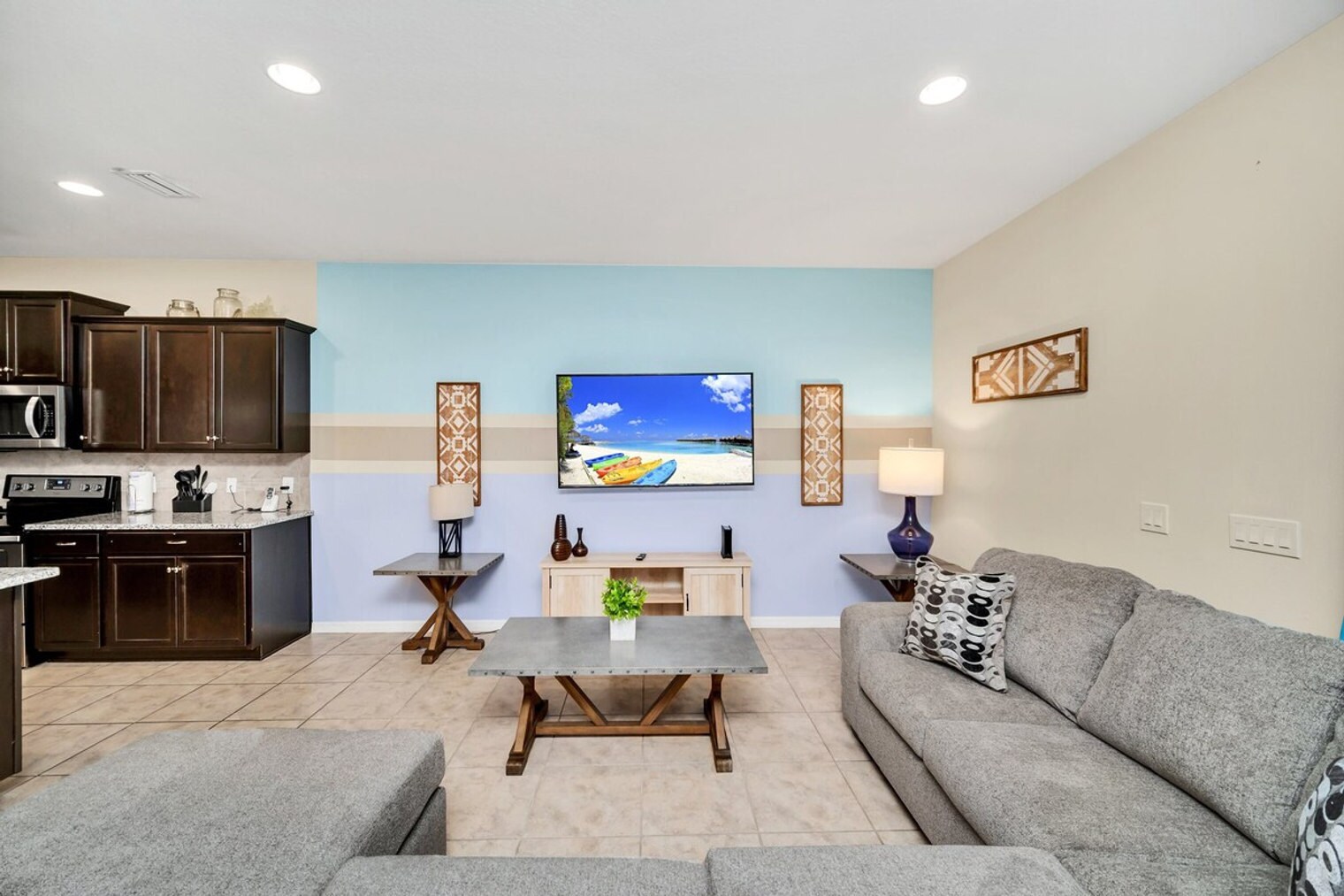 Building Photo - 8805 Bengal Ct