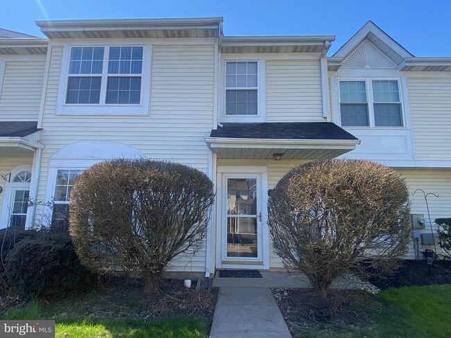Building Photo - 6603 Colonial Ct