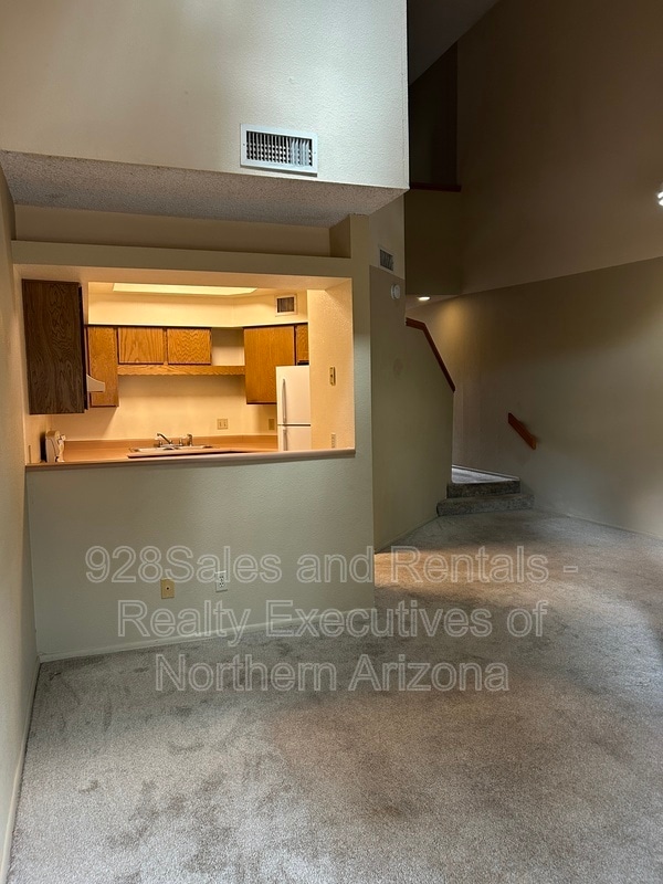 Building Photo - 4005 N Goodwin Cir