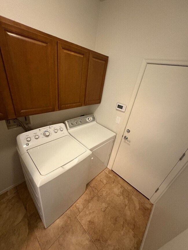 Building Photo - READY TO VIEW NOW-RARE FIND! Fireside at N...