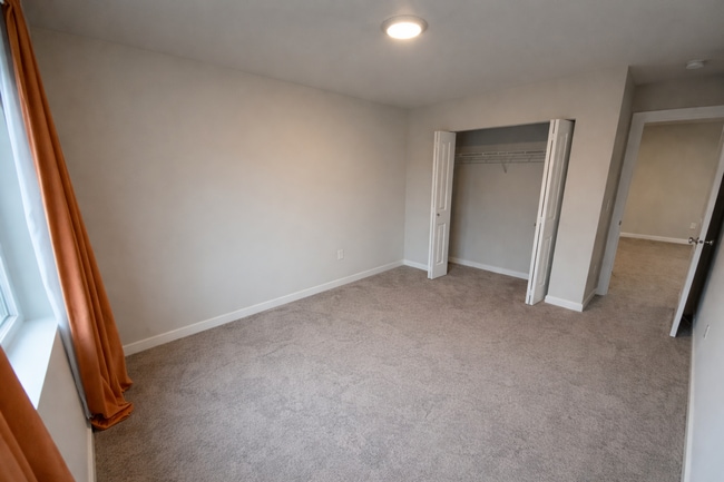 Building Photo - 8549 54th St NE