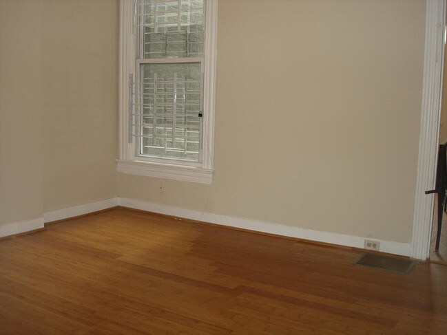 Building Photo - 223 N Luzerne Ave