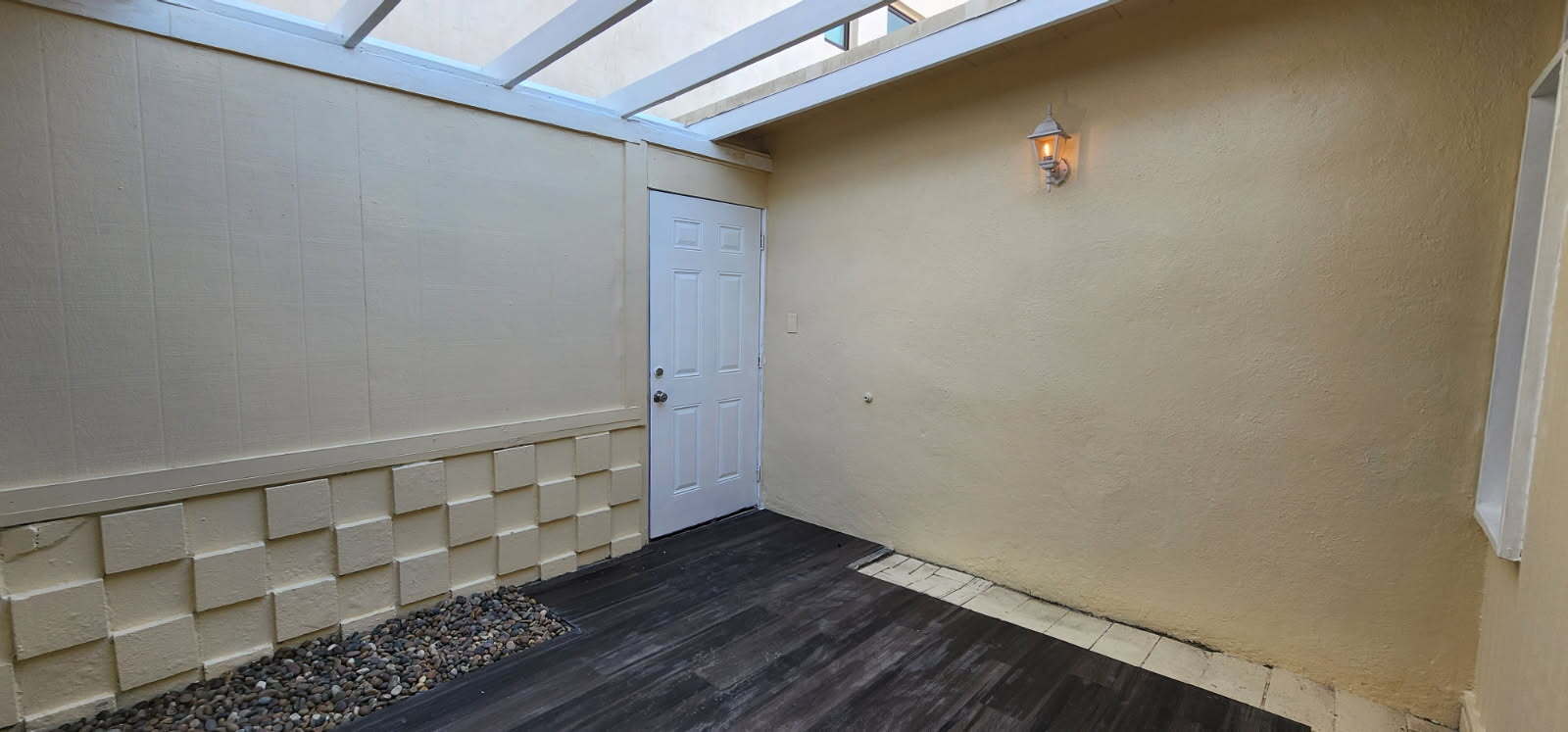 Building Photo - 16452 24th St