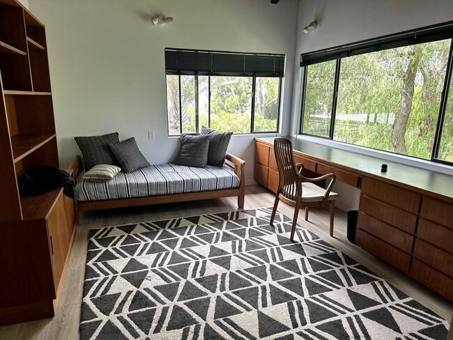 Building Photo - One of a Kind! Furnished 3+ Bedroom 3 Bath...