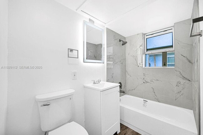 Building Photo - 4109 SW 23rd St