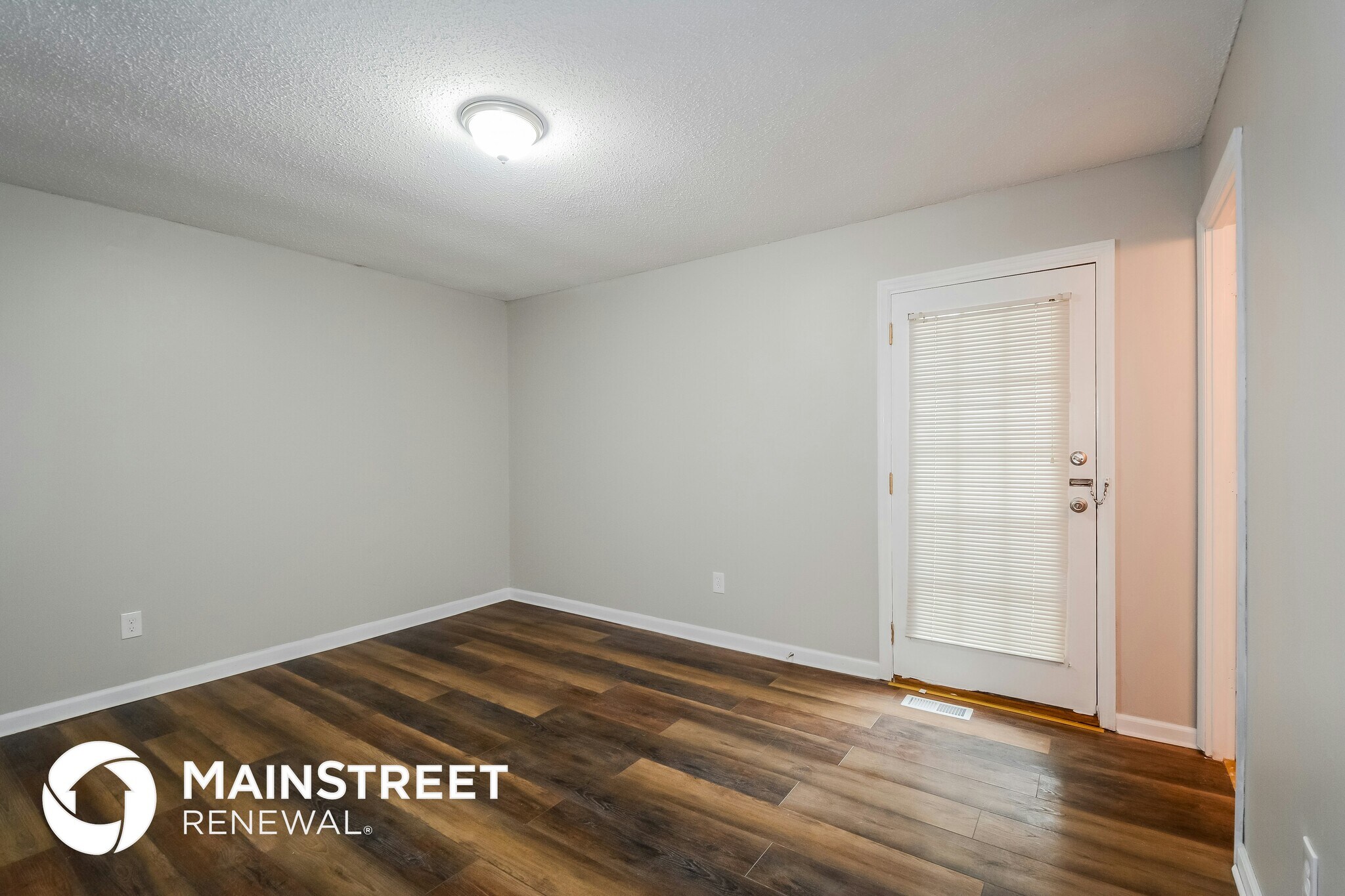 Building Photo - 2354 Sarthe Ct