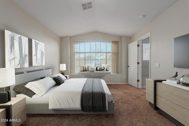 Building Photo - 4522 E Rowel Rd