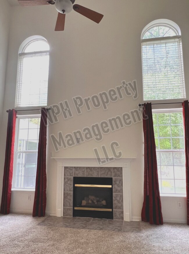 Building Photo - 11726 Kingwood Ct