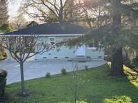 Building Photo - 1 Bedroom House on Sonoma's Westside