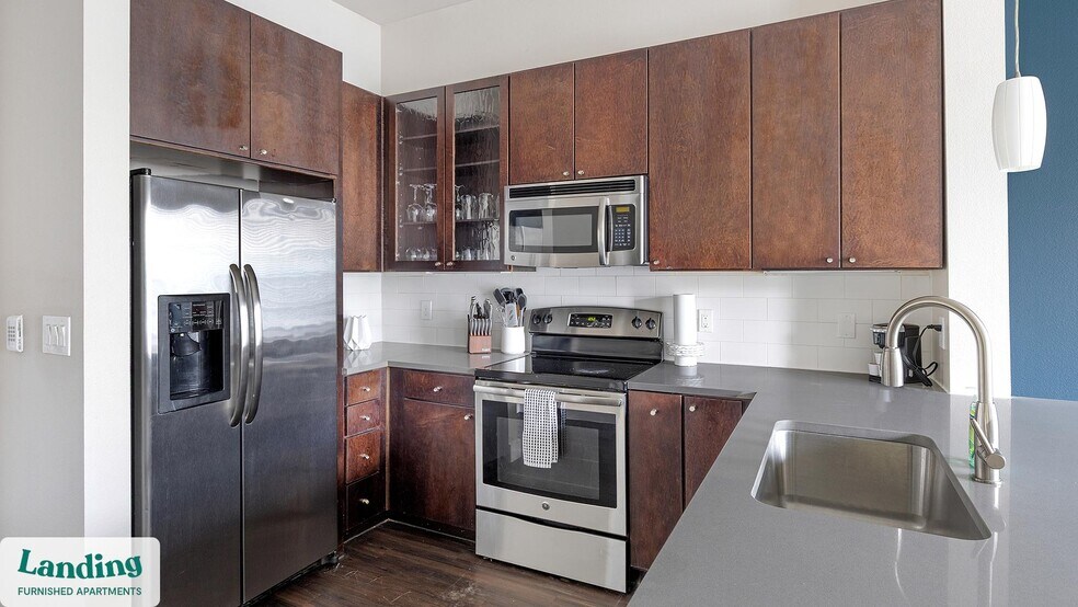 Building Photo - 3501 Ross Ave