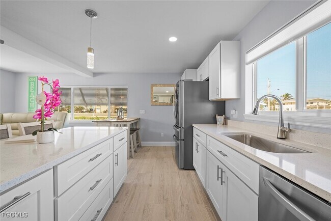 Building Photo - 6151 Estero Blvd