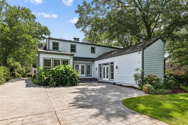 Building Photo - 2684 Birchwood Dr NE